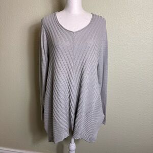 Beatrix Ost Silver‎ Pearl Ribbed Flowy Long Sleeve Sweater M V Neck NWT